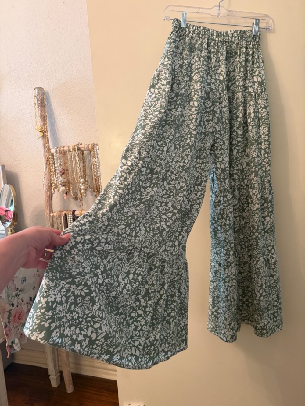 Tiered bell pants in Green Floral